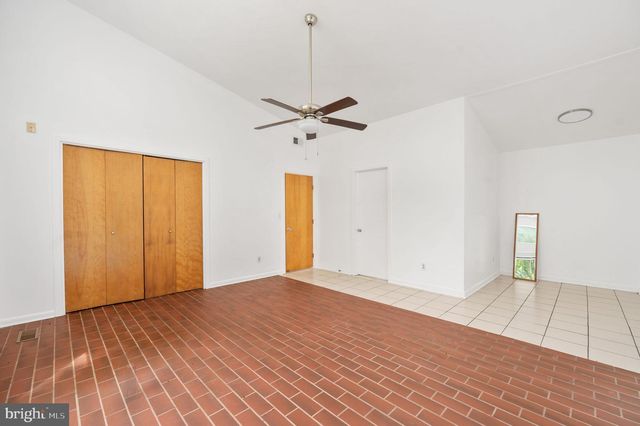 279 POPLAR RD, Fredericksburg, VA 22406
