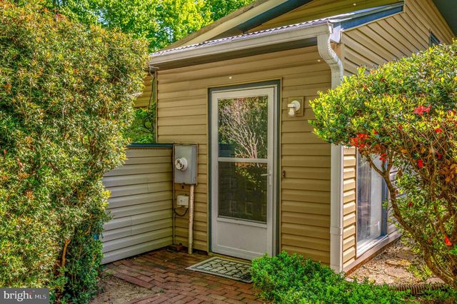 279 POPLAR RD, Fredericksburg, VA 22406