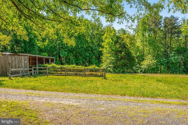 279 POPLAR RD, Fredericksburg, VA 22406