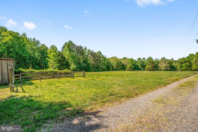 279 POPLAR RD, Fredericksburg, VA 22406