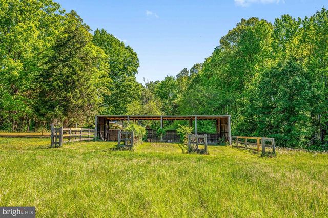 279 POPLAR RD, Fredericksburg, VA 22406