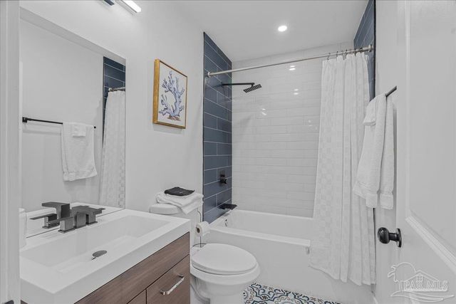 3415 N 9th Ave, Pensacola, FL 32503