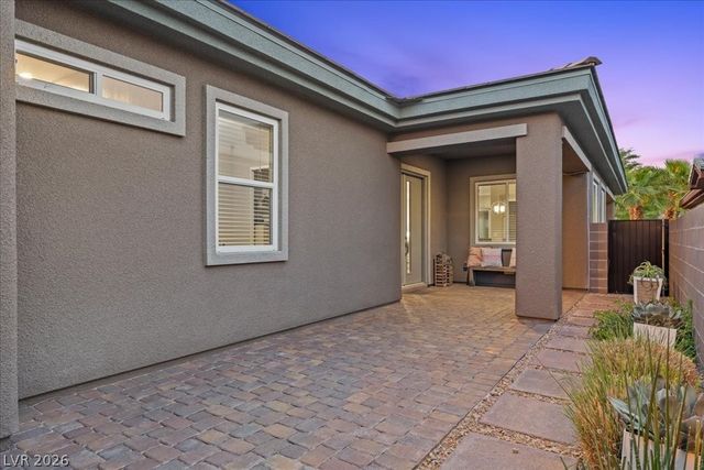 8 Reflection Cove Drive, Henderson, NV 89011