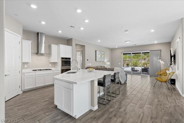 8 Reflection Cove Drive, Henderson, NV 89011