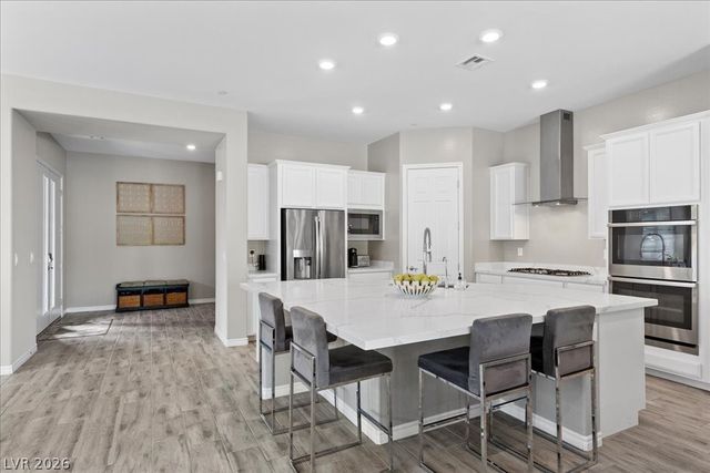 8 Reflection Cove Drive, Henderson, NV 89011