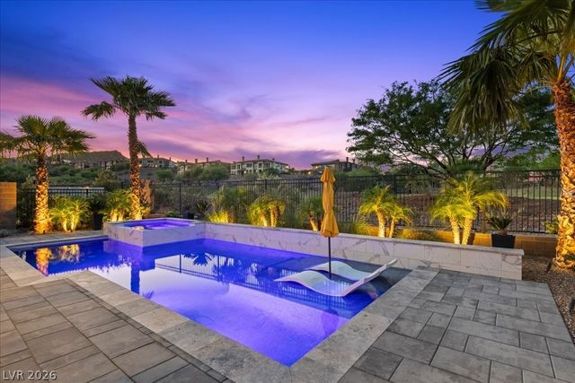 8 Reflection Cove Drive, Henderson, NV 89011