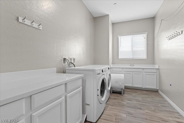 8 Reflection Cove Drive, Henderson, NV 89011