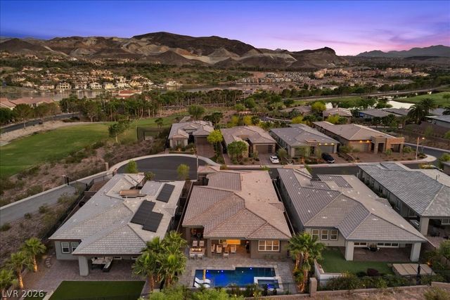 8 Reflection Cove Drive, Henderson, NV 89011