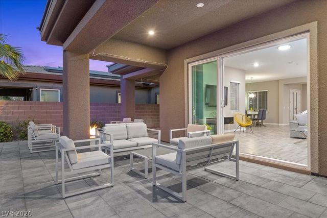 8 Reflection Cove Drive, Henderson, NV 89011