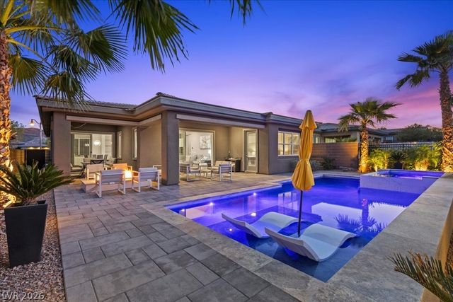 8 Reflection Cove Drive, Henderson, NV 89011