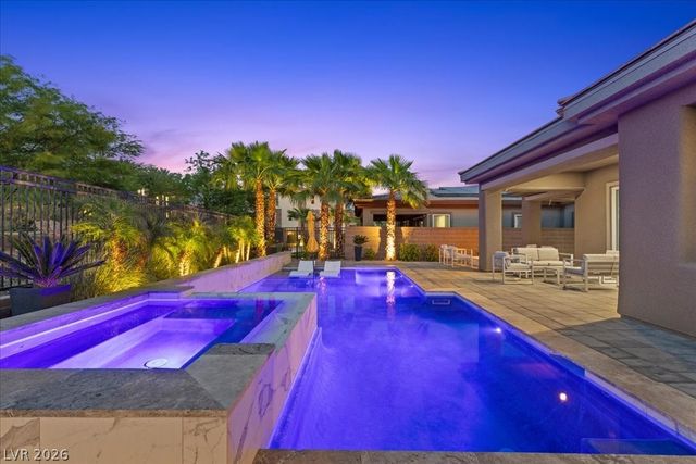 8 Reflection Cove Drive, Henderson, NV 89011