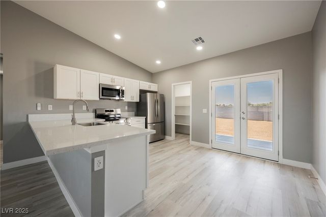 831 Valiant Avenue, Pahrump, NV 89060