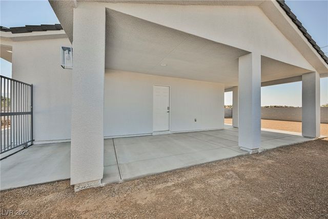 831 Valiant Avenue, Pahrump, NV 89060