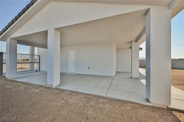 831 Valiant Avenue, Pahrump, NV 89060