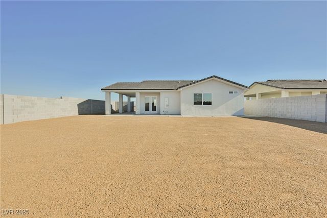 831 Valiant Avenue, Pahrump, NV 89060