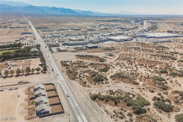 831 Valiant Avenue, Pahrump, NV 89060