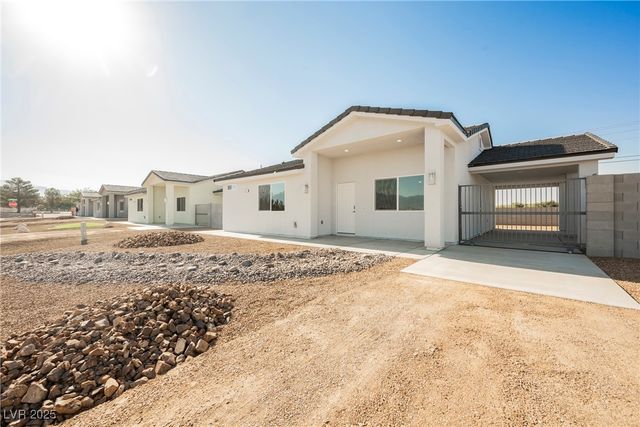 831 Valiant Avenue, Pahrump, NV 89060