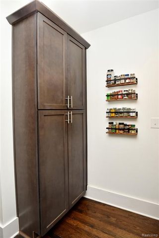 300 W Breckenridge Street, Ferndale, MI 48220