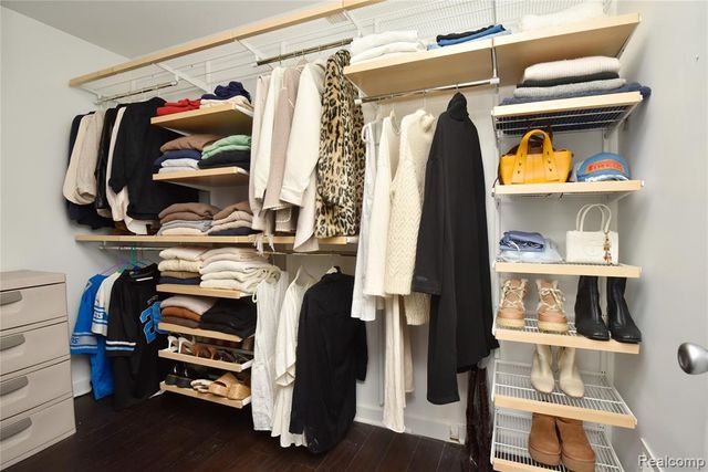 300 W Breckenridge Street, Ferndale, MI 48220