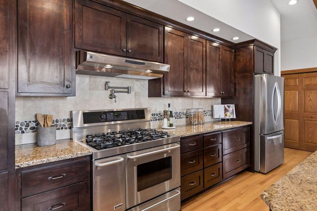 14920 Lori Road SE, Prior Lake, MN 55372