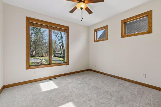 14920 Lori Road SE, Prior Lake, MN 55372