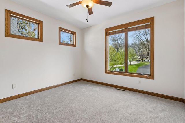 14920 Lori Road SE, Prior Lake, MN 55372