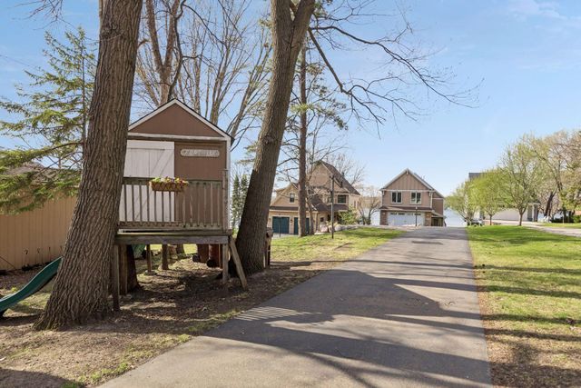 14920 Lori Road SE, Prior Lake, MN 55372