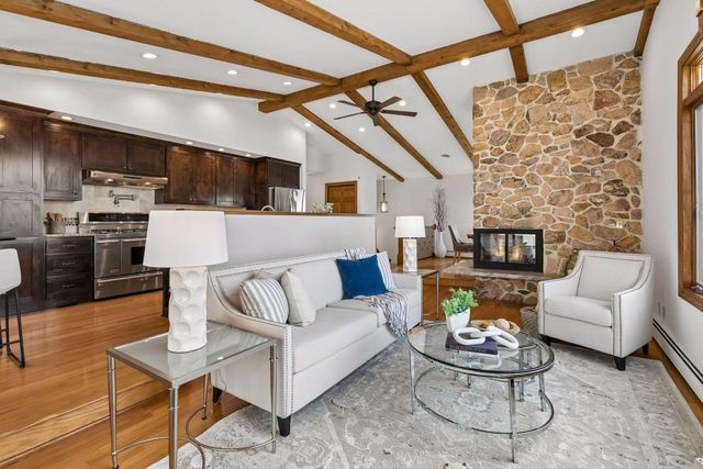 14920 Lori Road SE, Prior Lake, MN 55372