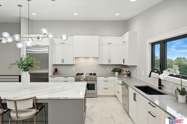 6250 S 112th Street, Lincoln, NE 68526