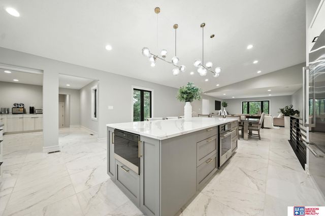 6250 S 112th Street, Lincoln, NE 68526