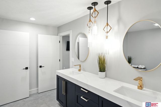 6250 S 112th Street, Lincoln, NE 68526