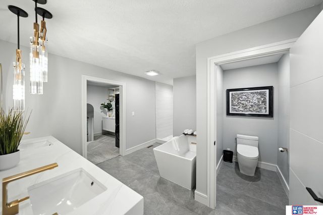 6250 S 112th Street, Lincoln, NE 68526