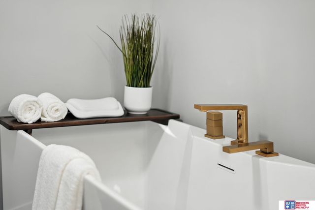 6250 S 112th Street, Lincoln, NE 68526