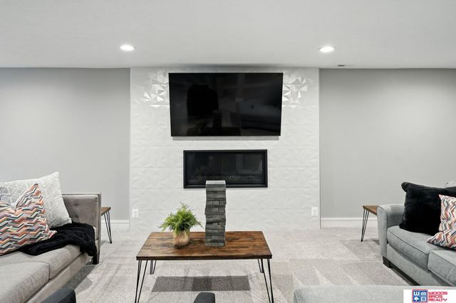 6250 S 112th Street, Lincoln, NE 68526