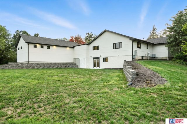 6250 S 112th Street, Lincoln, NE 68526