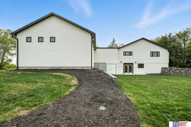 6250 S 112th Street, Lincoln, NE 68526