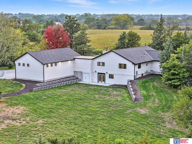 6250 S 112th Street, Lincoln, NE 68526