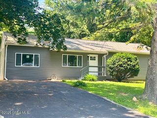 5 Hillandale Drive, Charlton, NY 12019