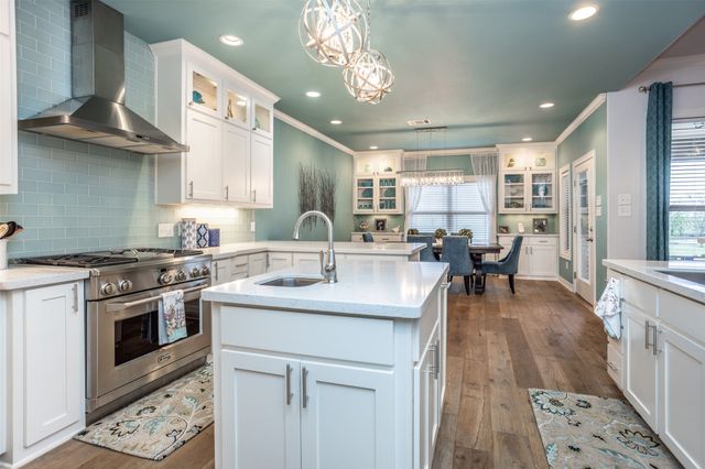 11 County Road 3631, Lindsay, TX 76250