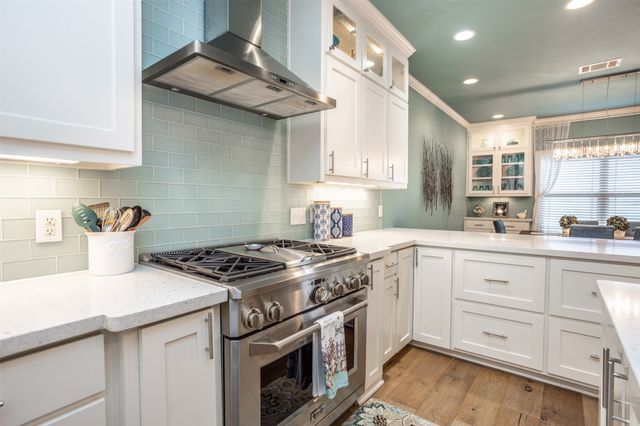 11 County Road 3631, Lindsay, TX 76250