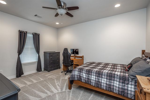 11 County Road 3631, Lindsay, TX 76250