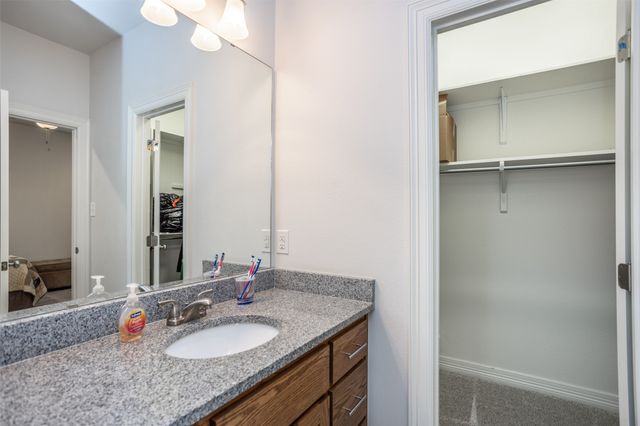 11 County Road 3631, Lindsay, TX 76250