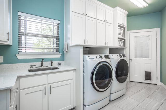 11 County Road 3631, Lindsay, TX 76250