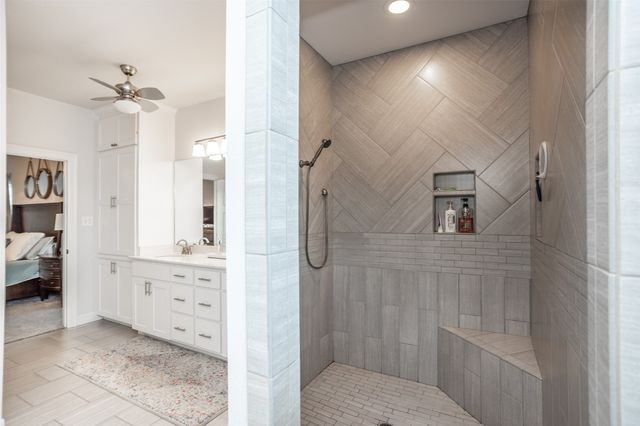 11 County Road 3631, Lindsay, TX 76250