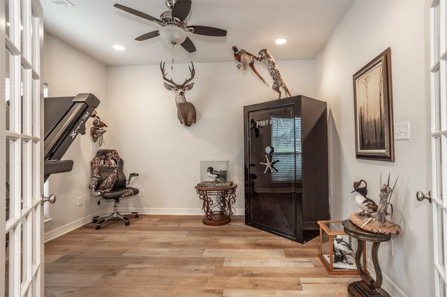 11 County Road 3631, Lindsay, TX 76250