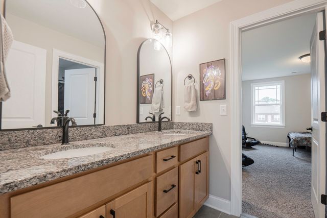 8821 Knolling Loop, Ooltewah, TN 37363