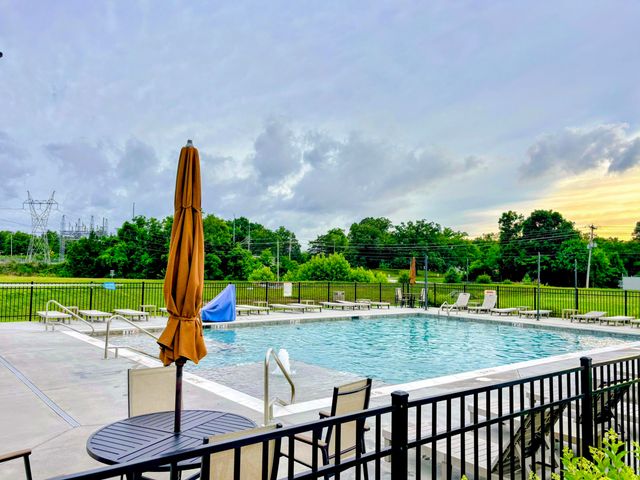 8821 Knolling Loop, Ooltewah, TN 37363