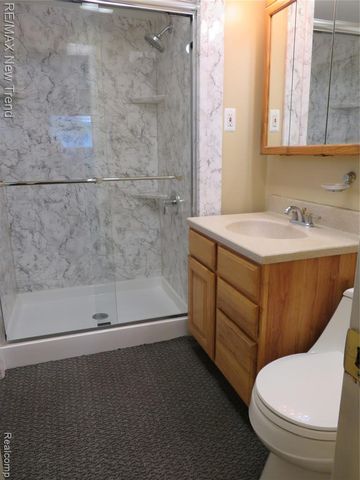 5420 Cambourne Place, West Bloomfield, MI 48322