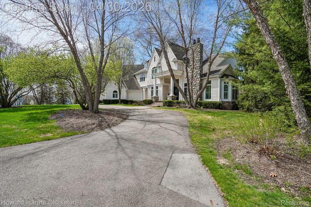 7651 Maple Ridge Court, Independence Charter Township, MI 48346
