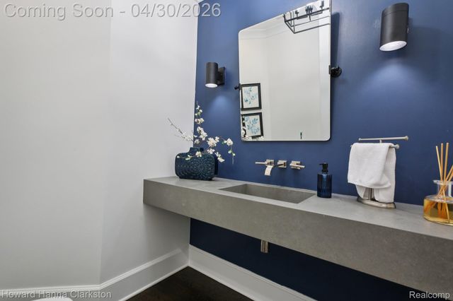 7651 Maple Ridge Court, Independence Charter Township, MI 48346